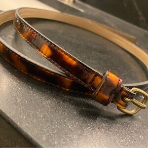 Tortoise skinny belt